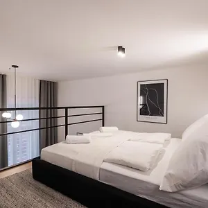 Apartamento E56 - Grand Boulevard Heritage - Location By Bqa, Budapest